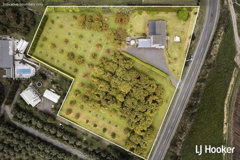 Photo of property in 117 Athenree Road, Athenree, Katikati, 3177