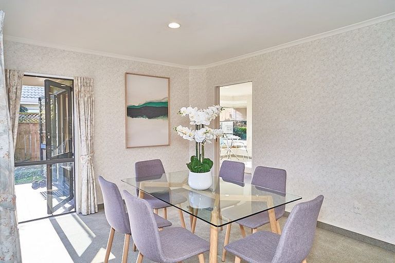 Photo of property in 1 Hyatt Grove, Greenmeadows, Napier, 4112