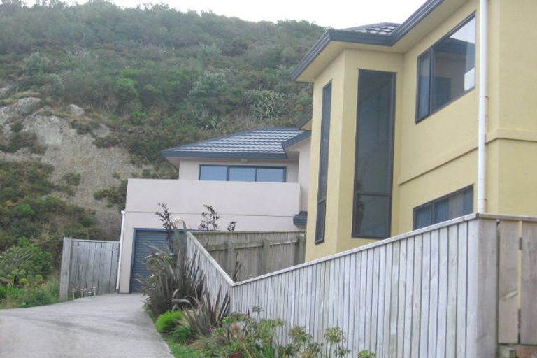 Photo of property in 20a Bowes Crescent, Strathmore Park, Wellington, 6022