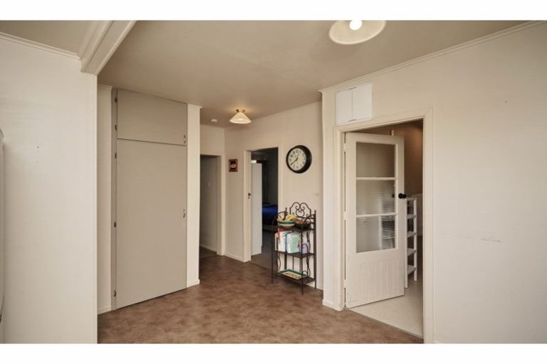 Photo of property in 52 Batten Grove, The Pines Beach, 7630