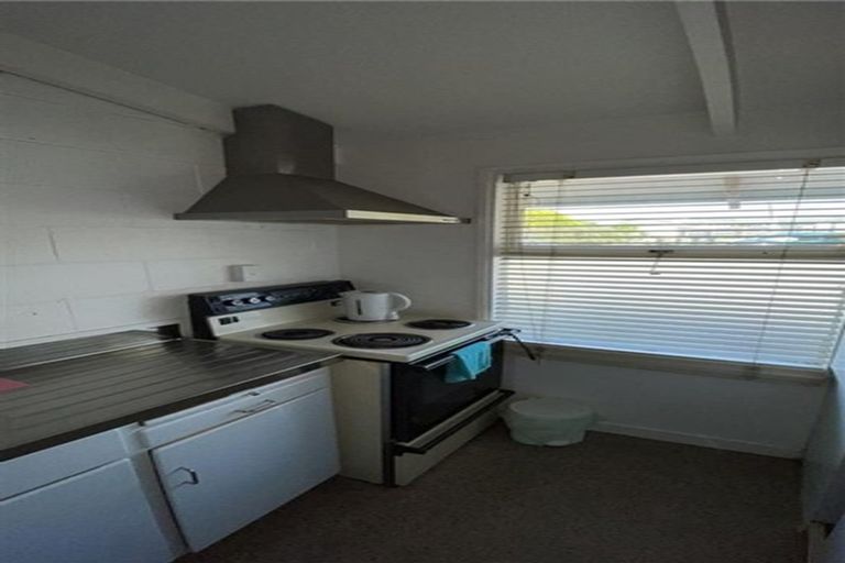 Photo of property in 4 Knox Road, Hillpark, Auckland, 2102