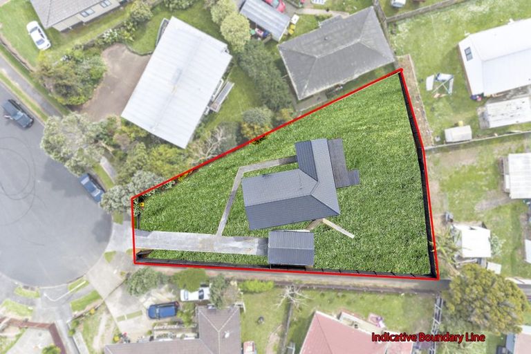 Photo of property in 22 Dungarvon Place, Clendon Park, Auckland, 2103