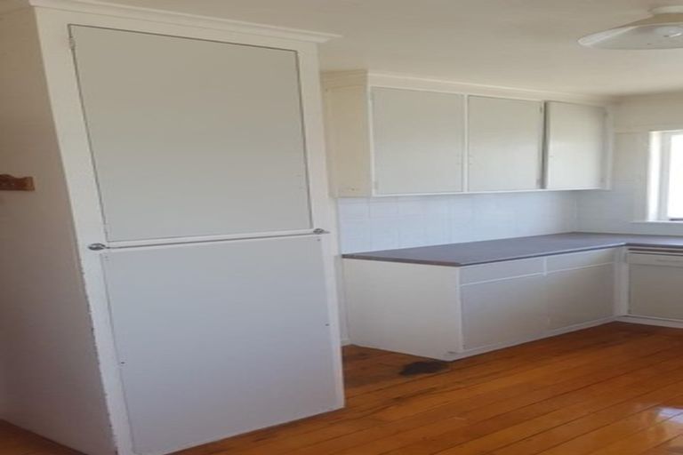 Photo of property in 15 Becroft Drive, Forrest Hill, Auckland, 0620