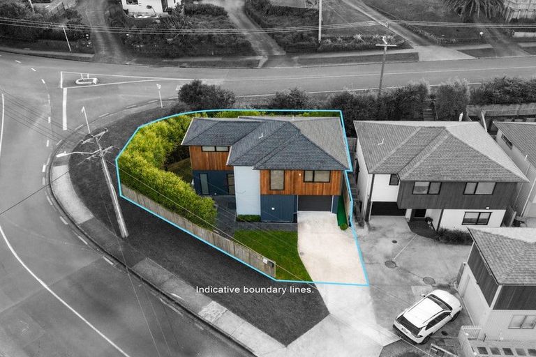 Photo of property in 2a Marina Road, Torbay, Auckland, 0630
