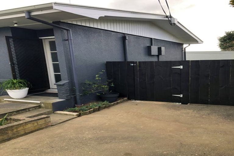 Photo of property in 4/84 Meeanee Road, Taradale, Napier, 4112