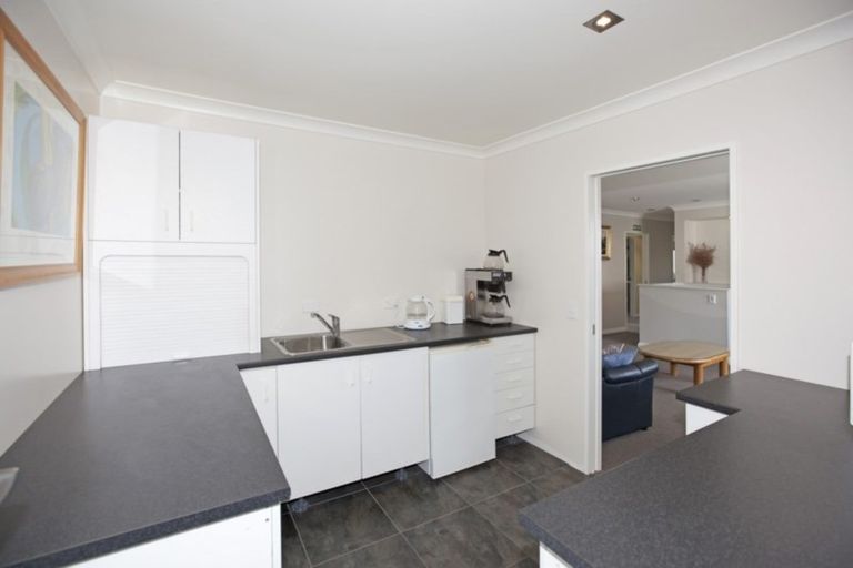 Photo of property in 20 Derham Road, Te Horo, Otaki, 5581