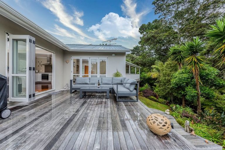Photo of property in 18 Belvedere Court, West Harbour, Auckland, 0618