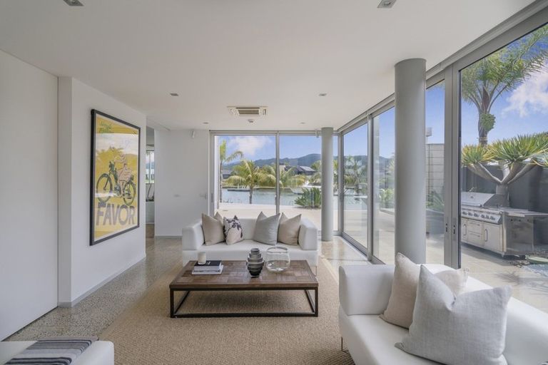 Photo of property in 25 Arawa Lane, Whitianga, 3510