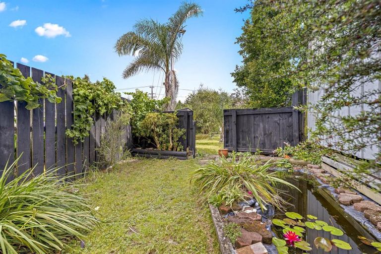 Photo of property in 53a Springs Road, Parakai, 0830