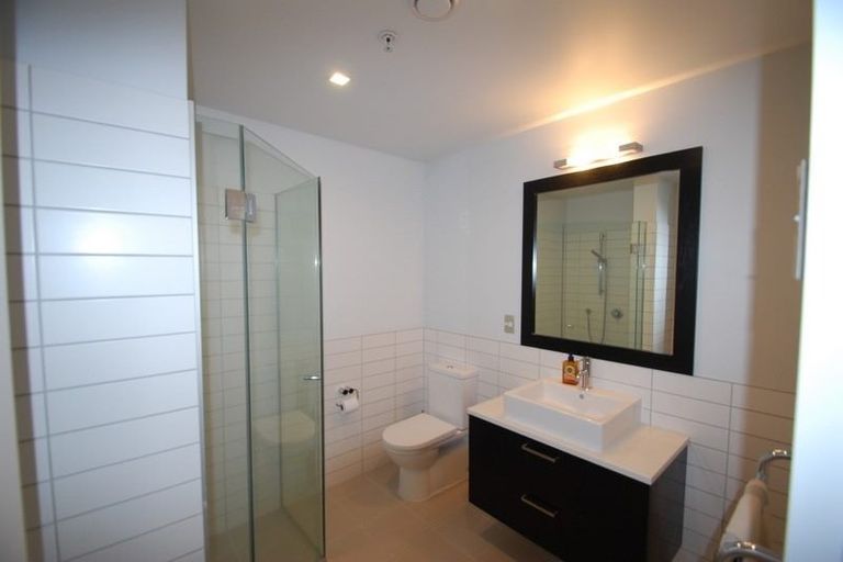 Photo of property in Chews Lane Apartments, 16e/9 Chews Lane, Wellington Central, Wellington, 6011