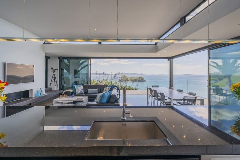 Photo of property in 107i Grange Road, Hahei, Whitianga, 3591