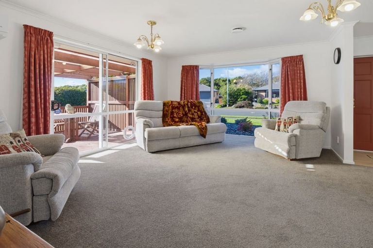 Photo of property in 7 Hoult Crescent, Monaco, Nelson, 7011