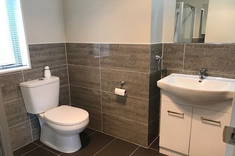 Photo of property in 15 Arion Road, Takanini, 2112