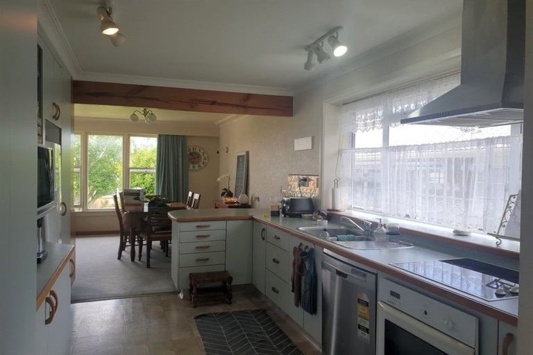 Photo of property in 12 Glen Terrace, Te Puke, 3119