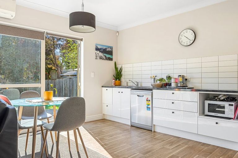 Photo of property in 39 Walpole Street, Waltham, Christchurch, 8023