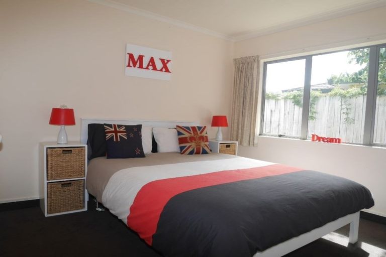 Photo of property in 151 Realm Drive, Paraparaumu, 5032