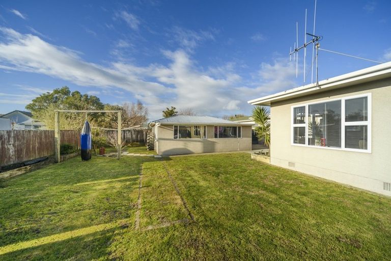 Photo of property in 9 Milton Street, Roslyn, Palmerston North, 4414