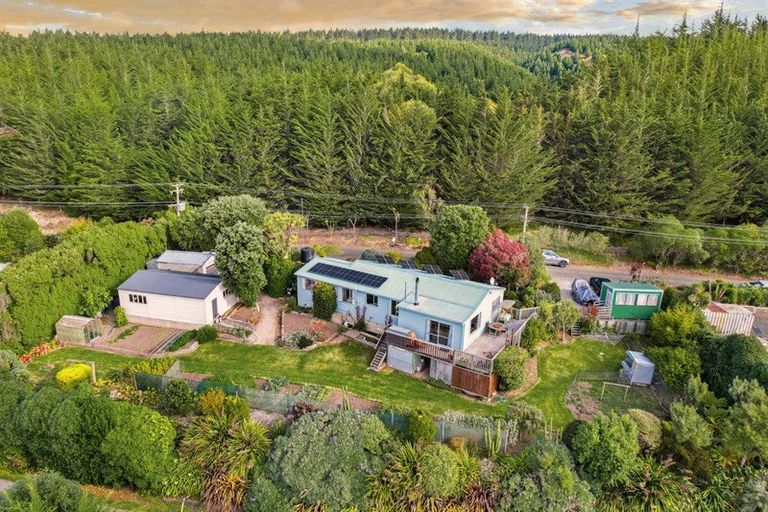 Photo of property in 156 Shag Point Road, Shag Point, Palmerston, 9482