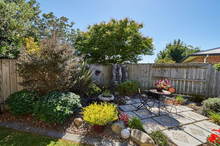 Photo of property in 9 Masefield Terrace, Kelvin Grove, Palmerston North, 4414