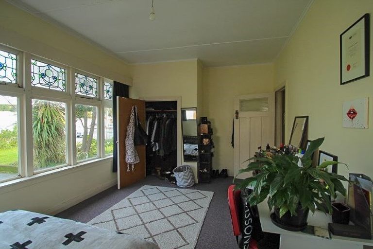 Photo of property in 2/31 Tahi Street, Miramar, Wellington, 6022