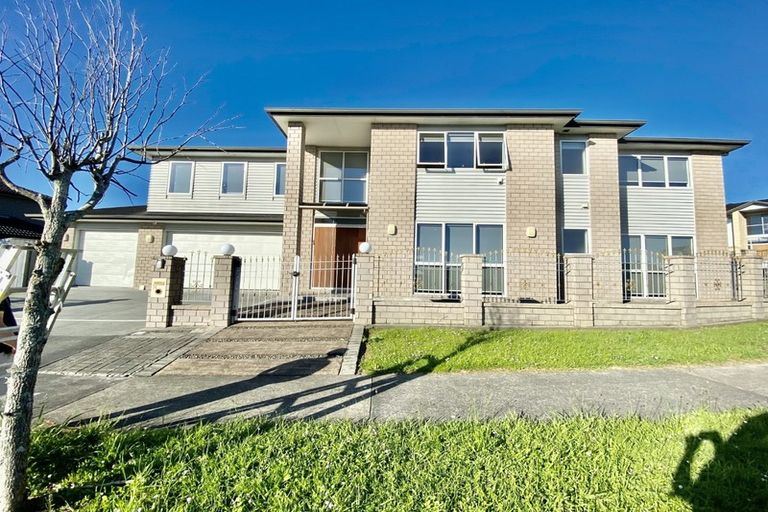Photo of property in 54 Killarney Drive, Flat Bush, Auckland, 2019