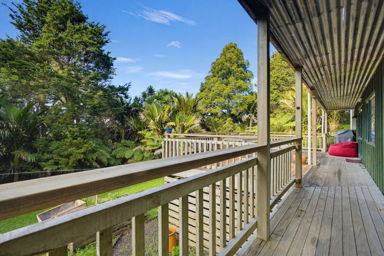 Photo of property in 102 Taylor Road, Waimauku, 0882