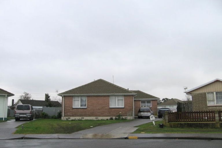 Photo of property in 303 Ruru Place, Camberley, Hastings, 4120