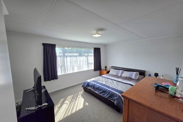 Photo of property in 45 Clifton Drive, Waitara, 4320