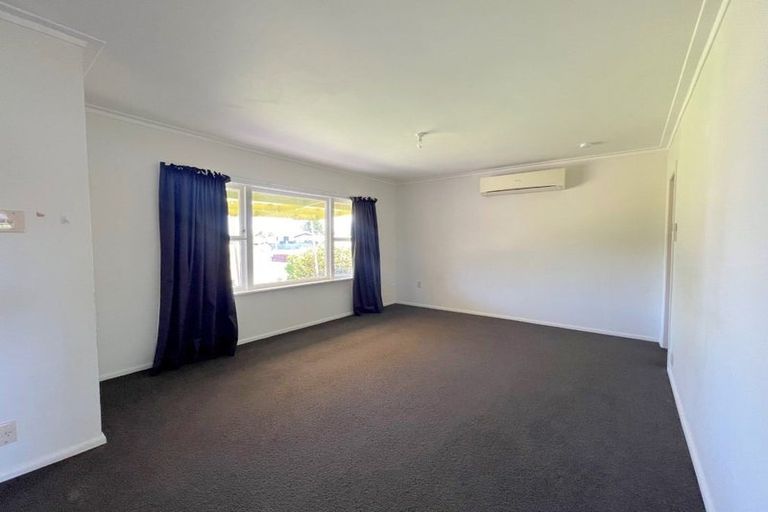 Photo of property in 1120 Heaphy Terrace, Fairfield, Hamilton, 3214