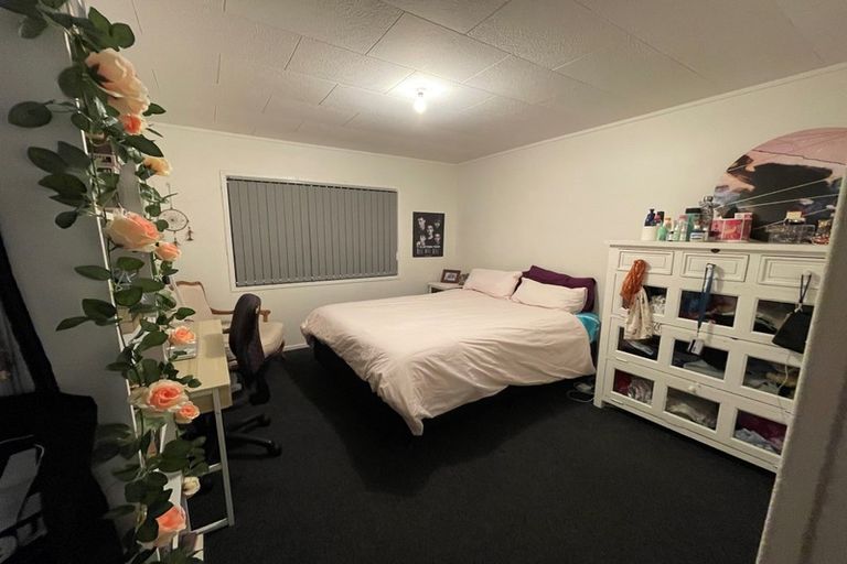 Photo of property in 219 Mahia Road, Wattle Downs, Auckland, 2103