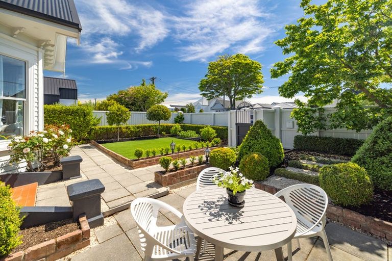 Photo of property in 54 Hawkesbury Avenue, St Albans, Christchurch, 8014