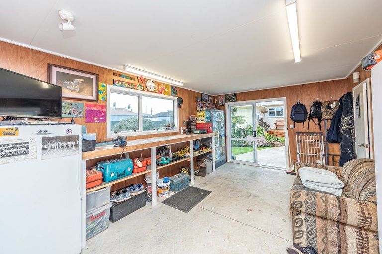 Photo of property in 63 Totara Street, Tawhero, Whanganui, 4501