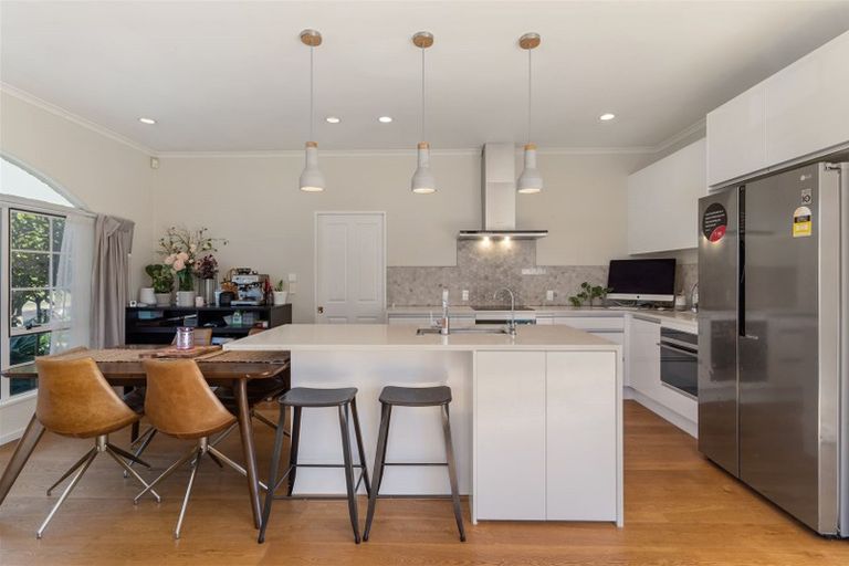 Photo of property in 13 Westminster Gardens, Unsworth Heights, Auckland, 0632