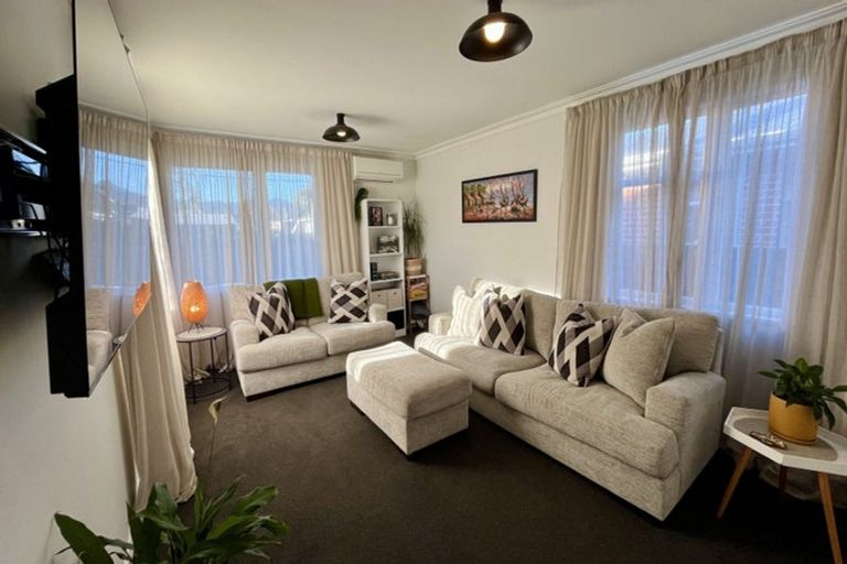 Photo of property in 72 Hikurangi Street, Trentham, Upper Hutt, 5018