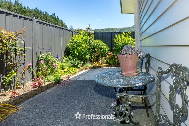 Photo of property in 13 Somerby Mews, Silverstream, Upper Hutt, 5019