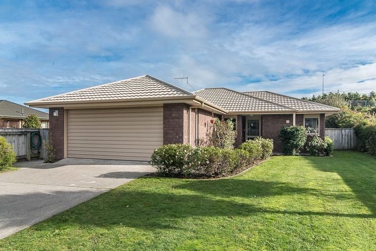 Photo of property in 65 Makarini Street, Paraparaumu, 5032