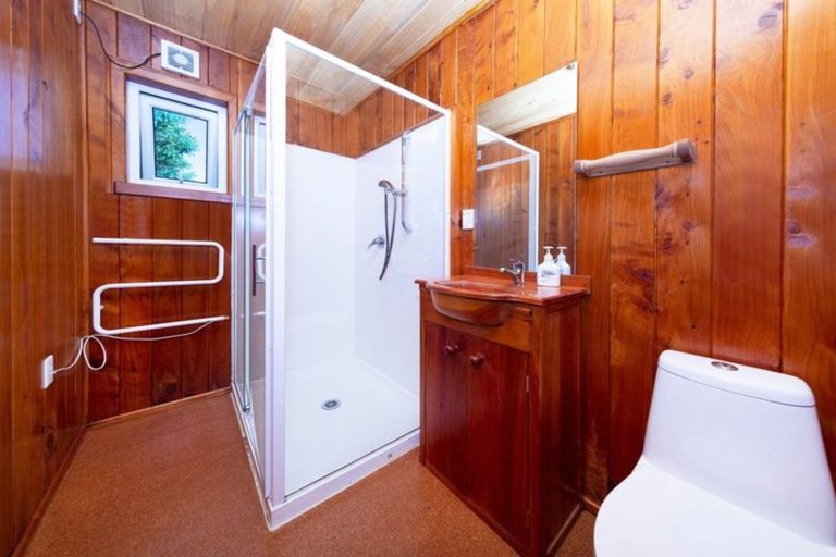 Photo of property in 204 Oyster Point Road, Kaukapakapa, Warkworth, 0984