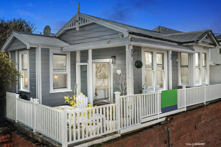 Photo of property in 9 Dawson Street, Berhampore, Wellington, 6023