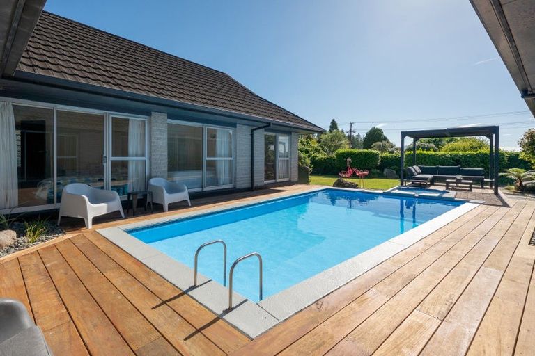 Photo of property in 8 Selwyn Road, Lynmore, Rotorua, 3010