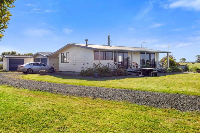 Photo of property in 117 Robertson Road, Ruawai, 0591