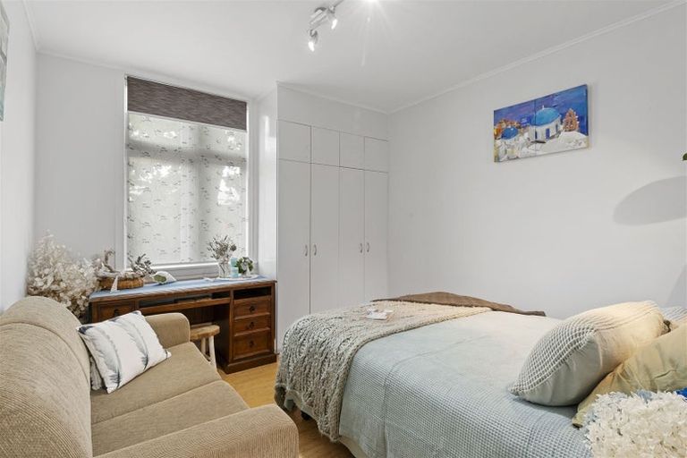 Photo of property in 1/167 Springfield Road, St Albans, Christchurch, 8014