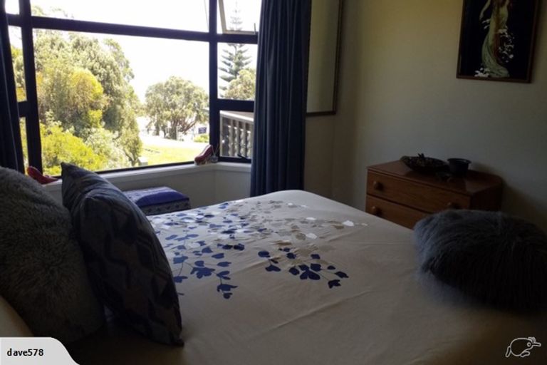 Photo of property in 4 Seaview Road, Cable Bay, 0420