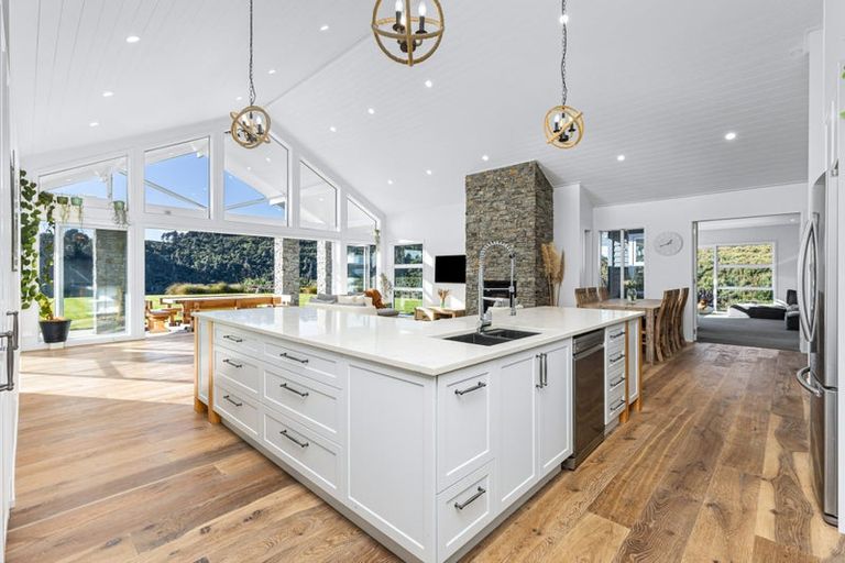 Photo of property in 145a Mokoroa Valley Road, Waitakere, Henderson, 0782