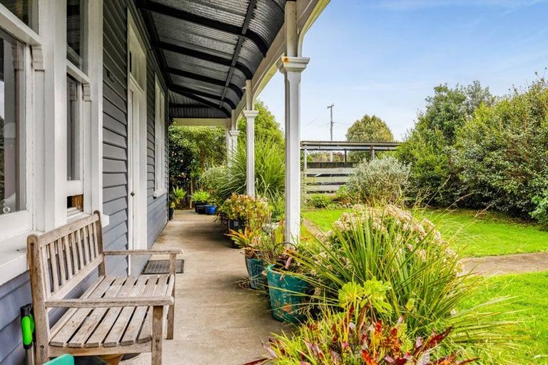 Photo of property in 54 Ngatai Street, Manaia, 4612