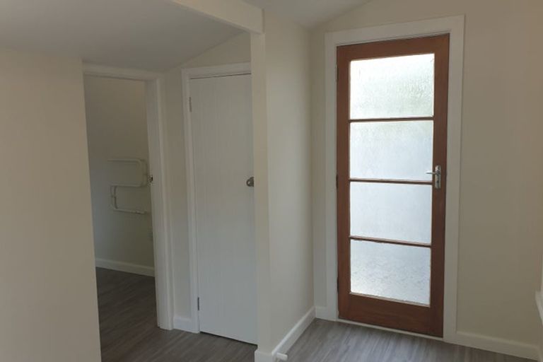 Photo of property in 19 Main Street, Hospital Hill, Napier, 4110