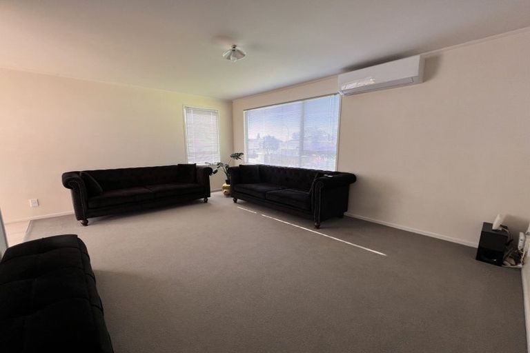 Photo of property in 9 Tosca Place, Otara, Auckland, 2023