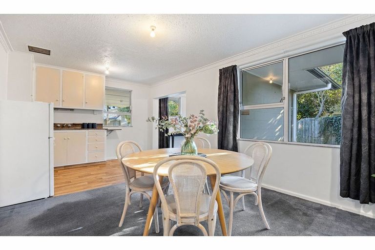 Photo of property in 6 Hartford Street, Burnside, Christchurch, 8053
