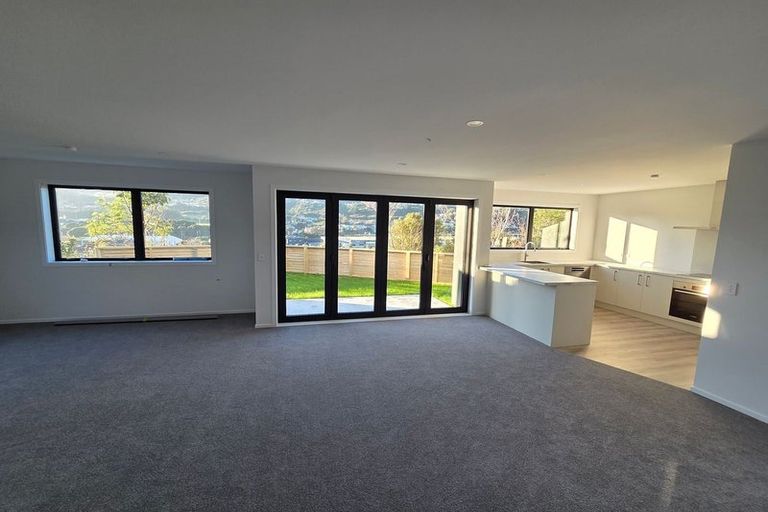 Photo of property in 235 Main Road, Tawa, Wellington, 5028