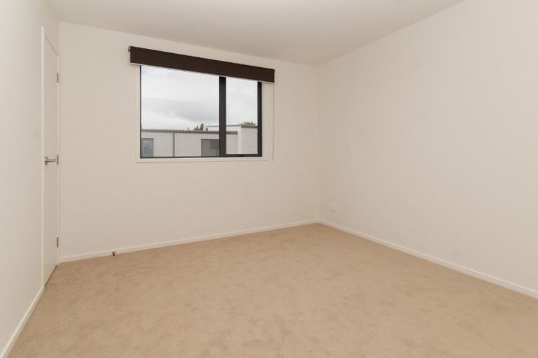 Photo of property in 45 Clay Works Lane, New Lynn, 0600