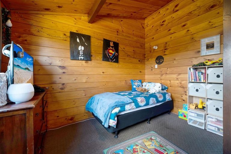 Photo of property in 56 Makora Road, Massey, Auckland, 0614